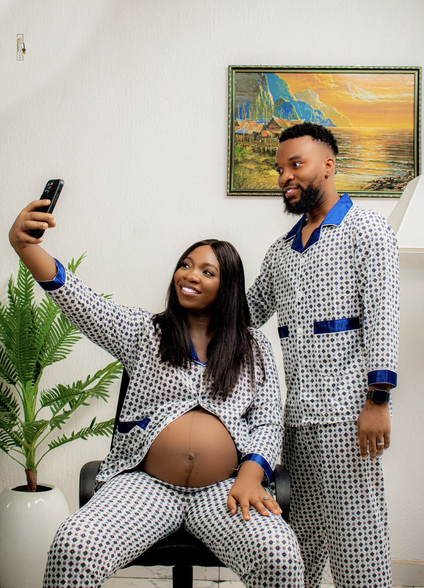 God has blessed my wife and I with a beautiful daughter.

Her name is Chisom 💕

Mother and child are well and happy

Wizebaba, Wizemama and Wizepikin 💕