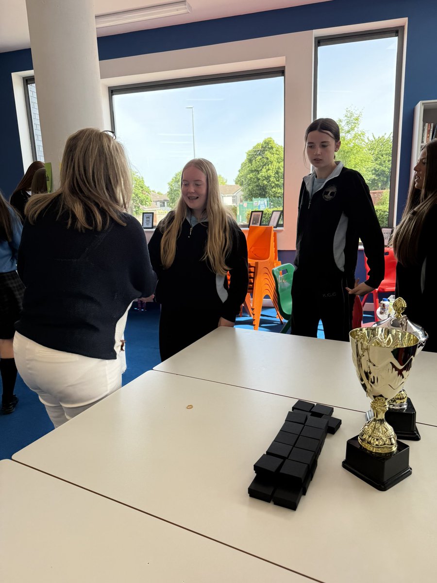 Oide Chloe tweet media