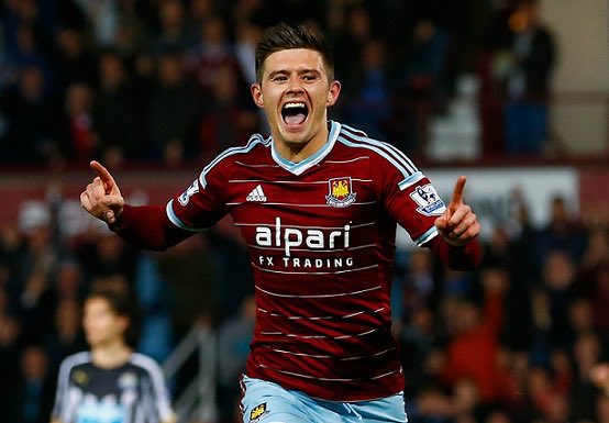whualfie_'s tweet photo. Aaron Cresswell for West Ham:

3m transfer fee 
11 Years
369 Games 
11 Goals
37 Assists
95 Clean Sheets
1x West Ham POTS
1x UECL Winner 
 
West Ham Legend. ❤️ https://t.co/HHbMhShUCY