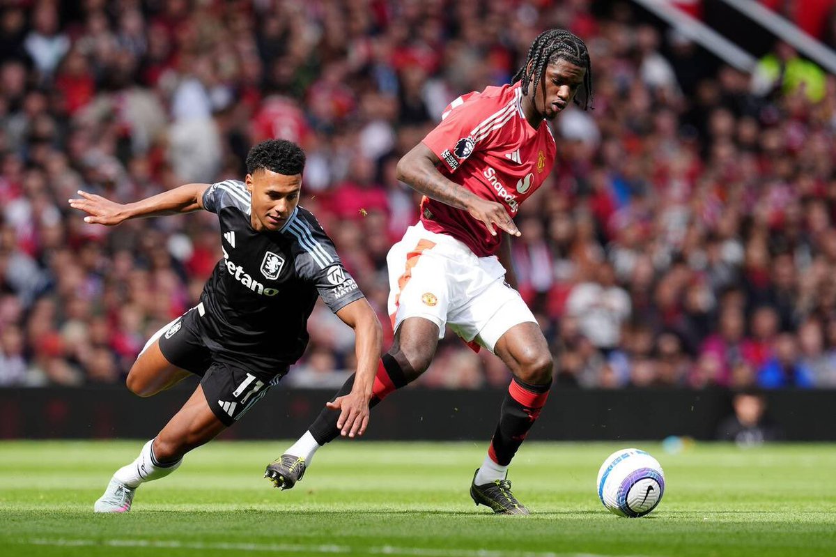 🚨🚨| Ayden Heaven’s game by numbers vs. Aston Villa:

91% pass accuracy 
65 total touches 
9 defensive actions 
5 clearances 
4 passes into the final third 
3 interceptions 
2 shots 
1 chance created  
0 x dribbled past 
0 goals conceded 

[<a href="/StatmanDave/">Statman Dave</a>]