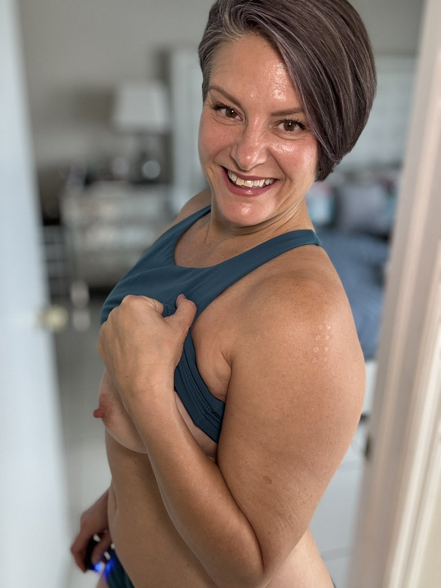 What do you think of my new gym fit?
