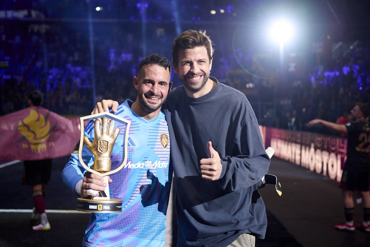 Resaca emocional de Turín 🇮🇹
Ahora si… pensando en París 🇫🇷 
#mundial 🖤