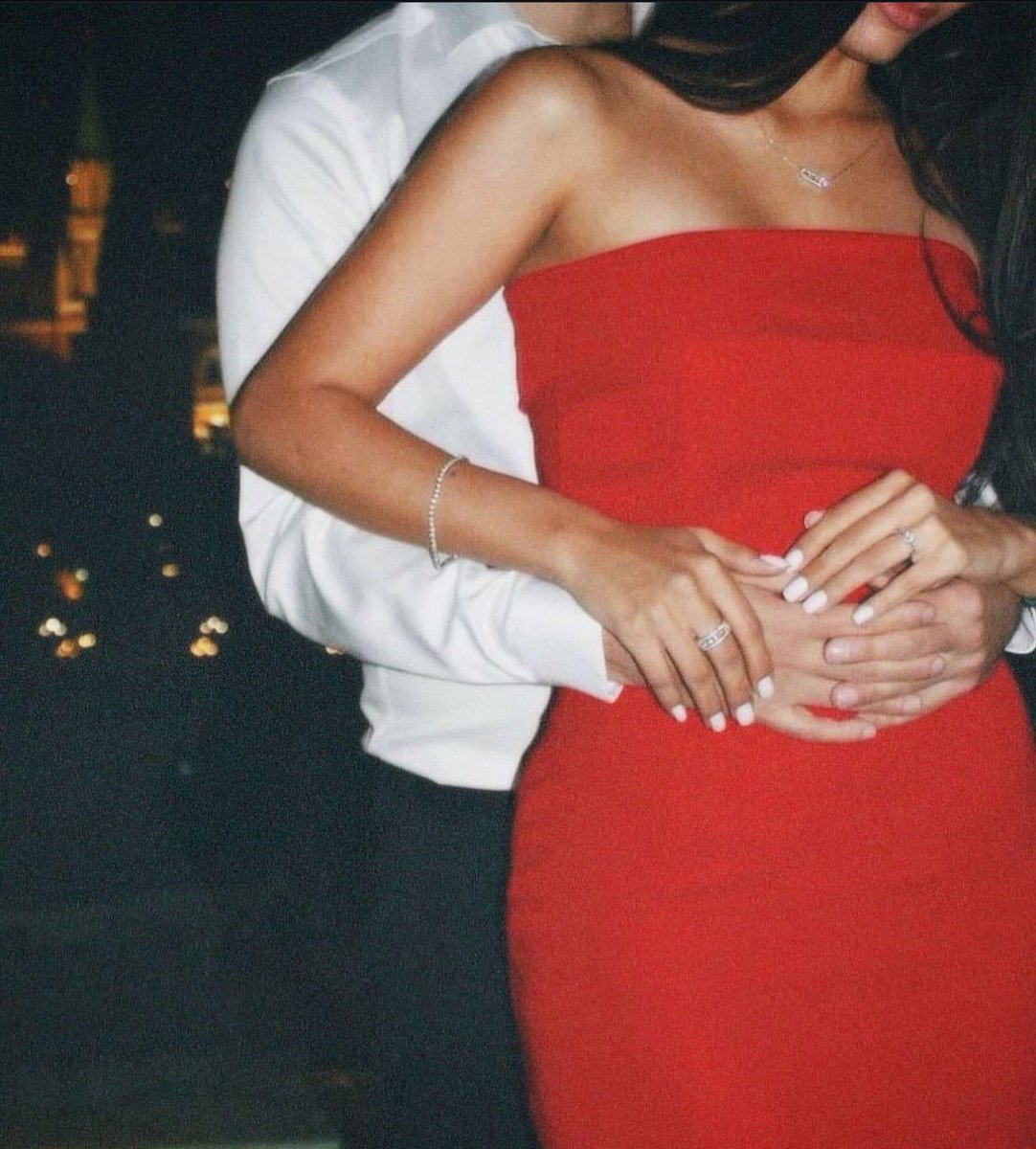 DevotedEquerry's tweet image. Hey that's my wife @DevotedDCZahra
😉🥰