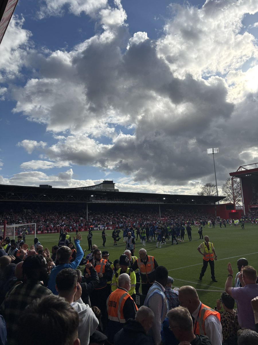 A massive day, a huge effort to get over the line, it’s been a hard watch this season, lack of experience, a striker and know-how but they’ve got the job done. Now we have to recruit right and kick on. Chelsea are back at the big boys table. Get in 🙏