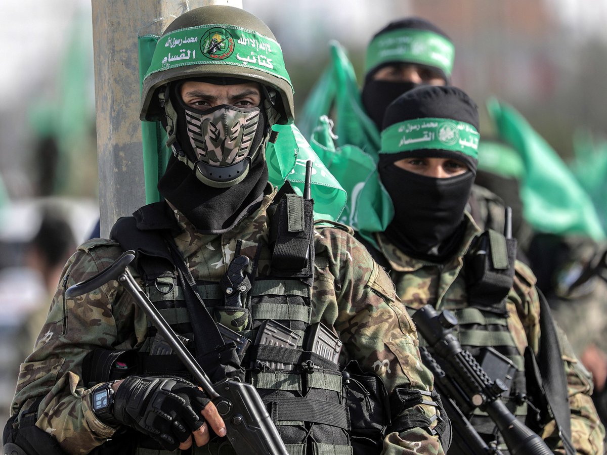 🚨🚨🚨
 صحيفة "هآرتس" عن الجيش الإسرائيلي:

هناك (40 ألف) مقاتل لحركة #حماس في قطاع غزة، بحسب التقديرات.
#غزة
