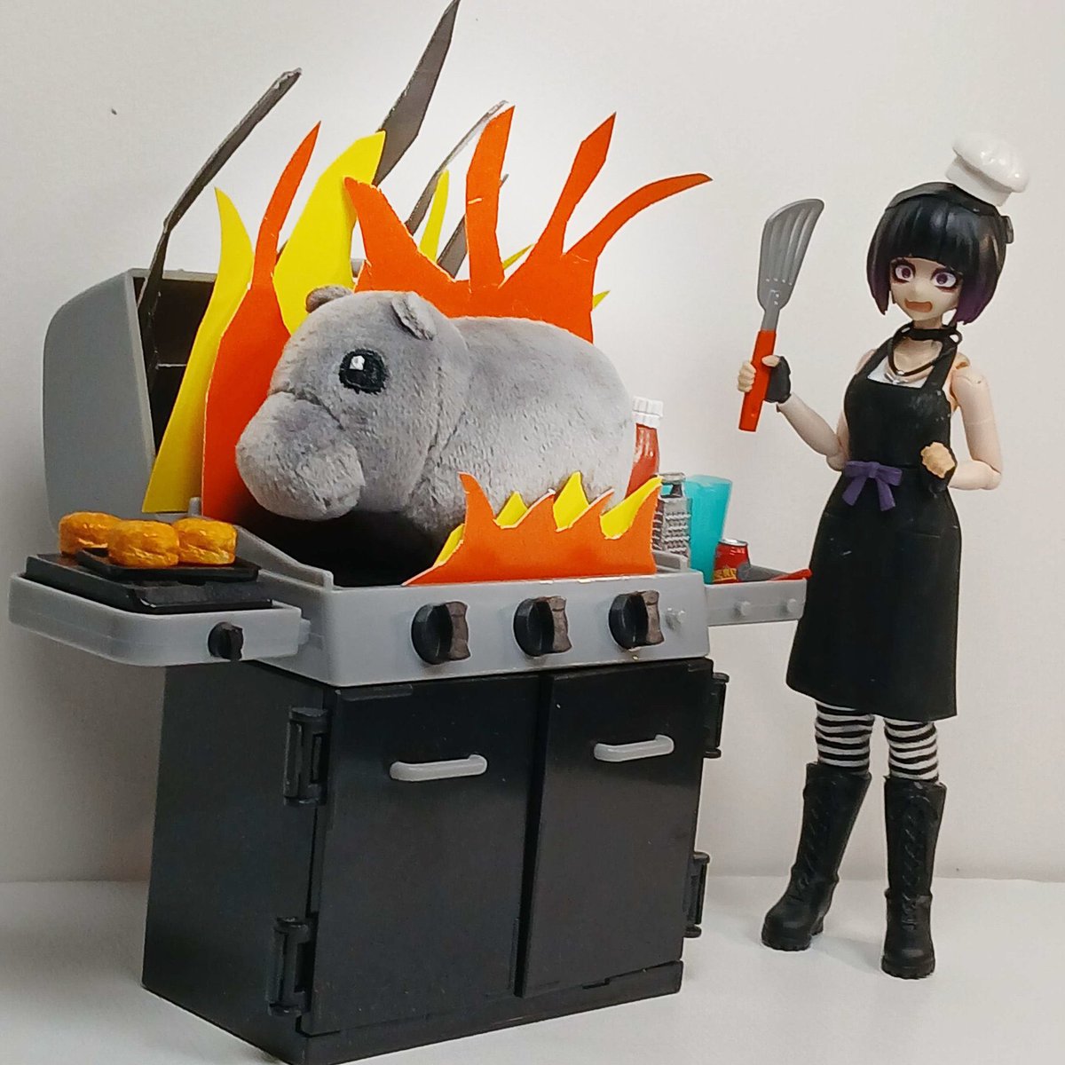 // Gas this up and you all get a chance to date a goth dommy mommy gamer girl who knows how to cook