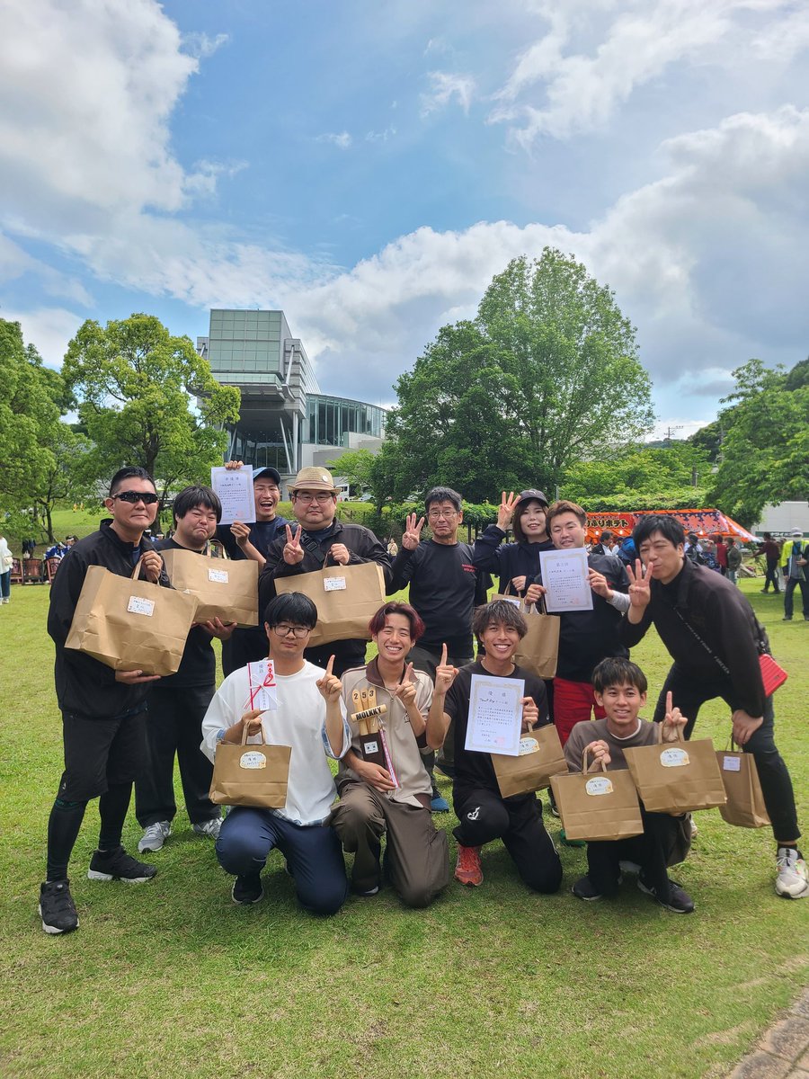 手首も順調に回復して武雄市長杯に参戦。ヘラクレス長崎から2チーム出場し、準優勝🥈と3位🥉頂きました。

佐賀大学ノリノリだなぁ～！優勝おめでとう！長崎の大学も頑張っていこう💪