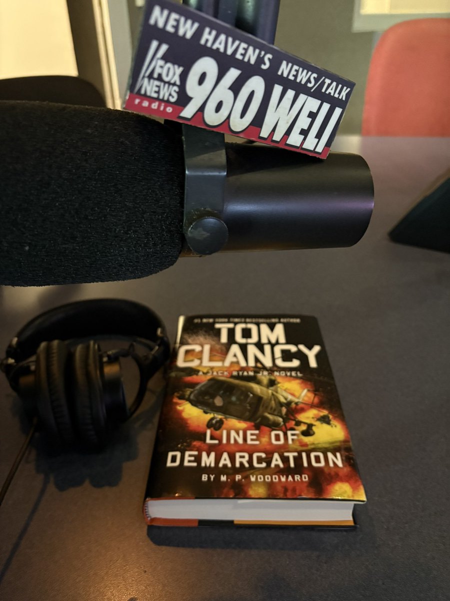 960weli's tweet image. Our own @VinniePenn interviewed @MPWauthor about #LineOfDemarcation, his latest #JackRyanJr novel, out just last week. #TomClancy’s universe lives on! Great #MemorialDayWeekend reading. Check out the #interview: 
iheart.com/podcast/463-th…