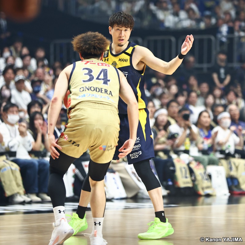 bbking_jp's tweet photo. 🏆#Bリーグファ���ナル💬
「彼は必ずやってくれる」“宇都宮のコービー”比江島慎…不発も中1日をプラスにファイナル第3戦へ
https://t.co/TgdgVEnM1y
ファイナル第2戦は8得点、FG成功率25%、フリースローの連続ミスもあった比江島。それでも指揮官は絶大な信頼を口にしています。
#BREX