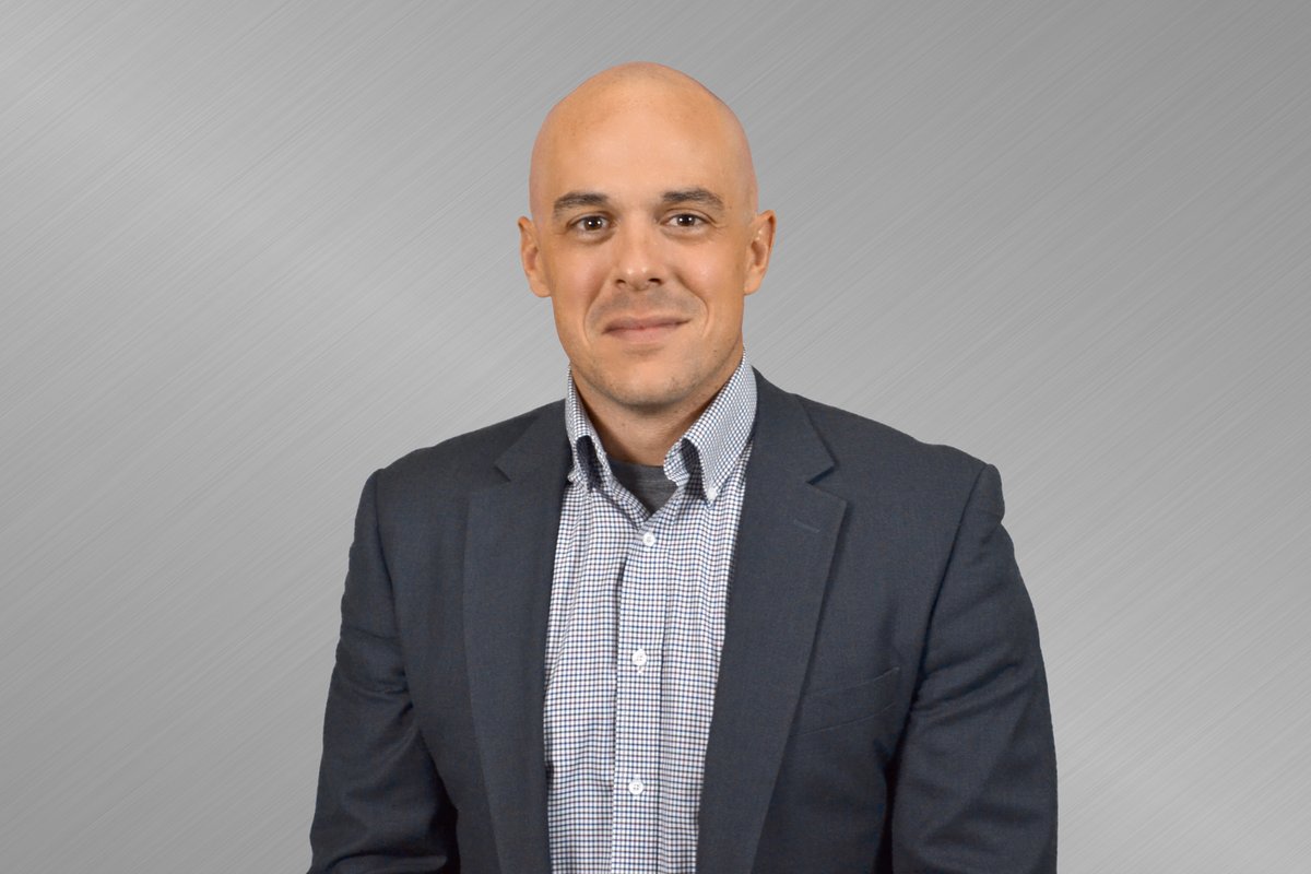 Funeralvision1's tweet image. At &quot;Mastermind: Elevating Funeral Service to New Heights&quot; on Sept. 11 in Philadelphia, you&apos;ll learn about &quot;The Future of Preneed Funeral Planning&quot; from Mitch Smith of @eFuneral. See who else is speaking and sign up at mastermindfuneral.com  #FuneralDirector #FuneralVision