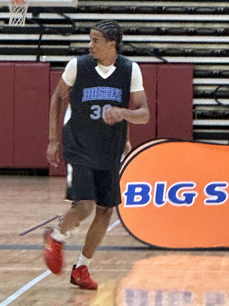 Knightdale Hustle 17U w 2 of the top scorers here - Ben Fox (25ppg) &amp; Kaden Drumgo (21ppg) - 2 guys who are buckets! #BIGSHOTS #NCMemorial