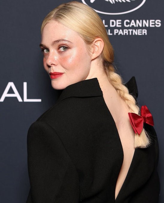 JapanElle's tweet photo. カンヌ国際映画祭にて
#ellefanning #エルファニング https://t.co/ES86jravpL