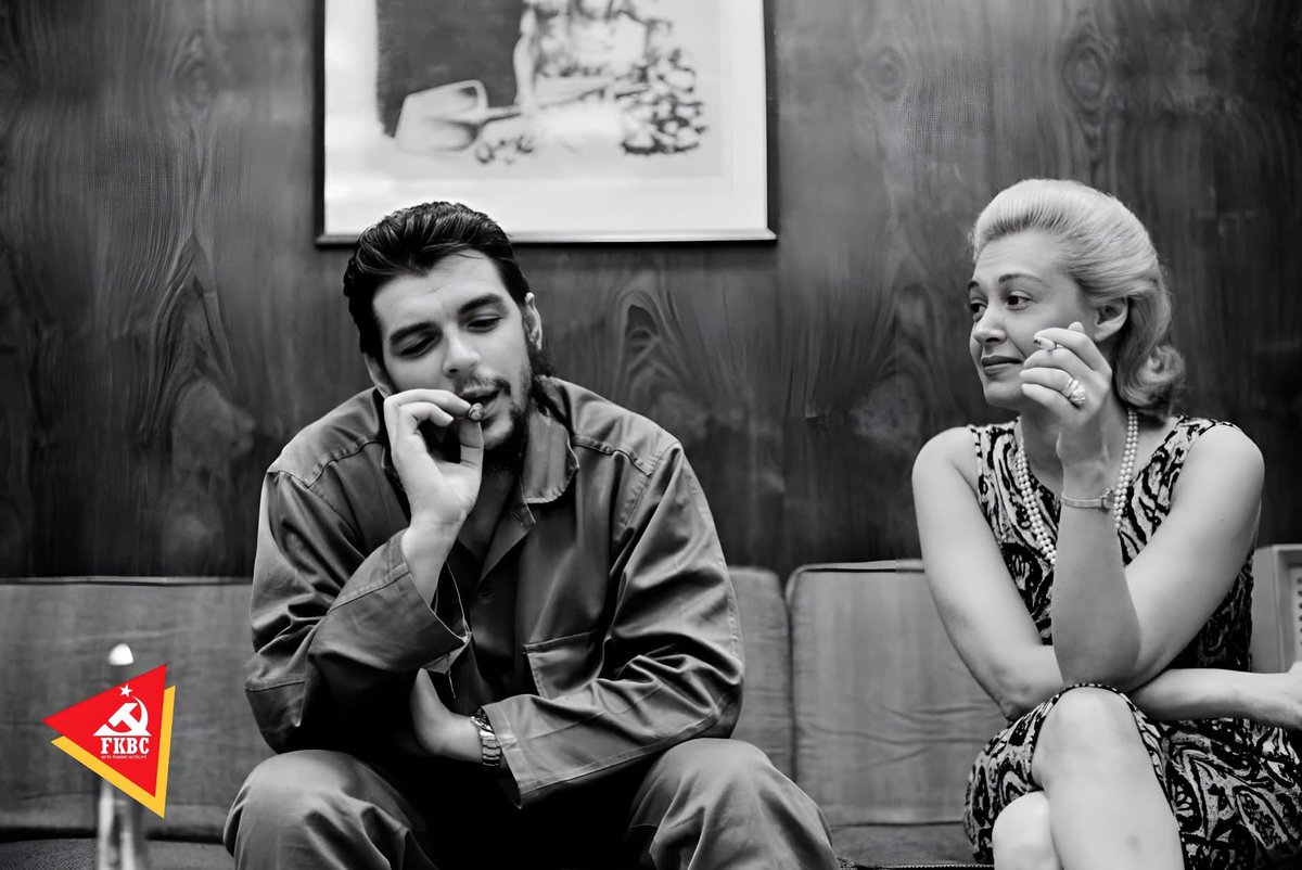 📎 Che Guevara 

Lisa Howard : «¿Cuál es la característica más importante de un revolucionario?»

El Che: El amor. 
" Esta respuesta debió sorprender tanto a la joven que no pudo evitar repetirla.  "

Lisa Howard: «¿Amor?»

El Che: Amor a la humanidad, amor a la verdad y a la