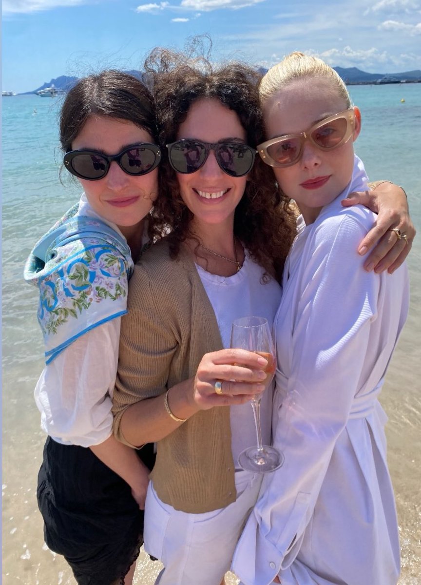 JapanElle's tweet photo. #ellefanning #エルファニング https://t.co/1F6jetIus0