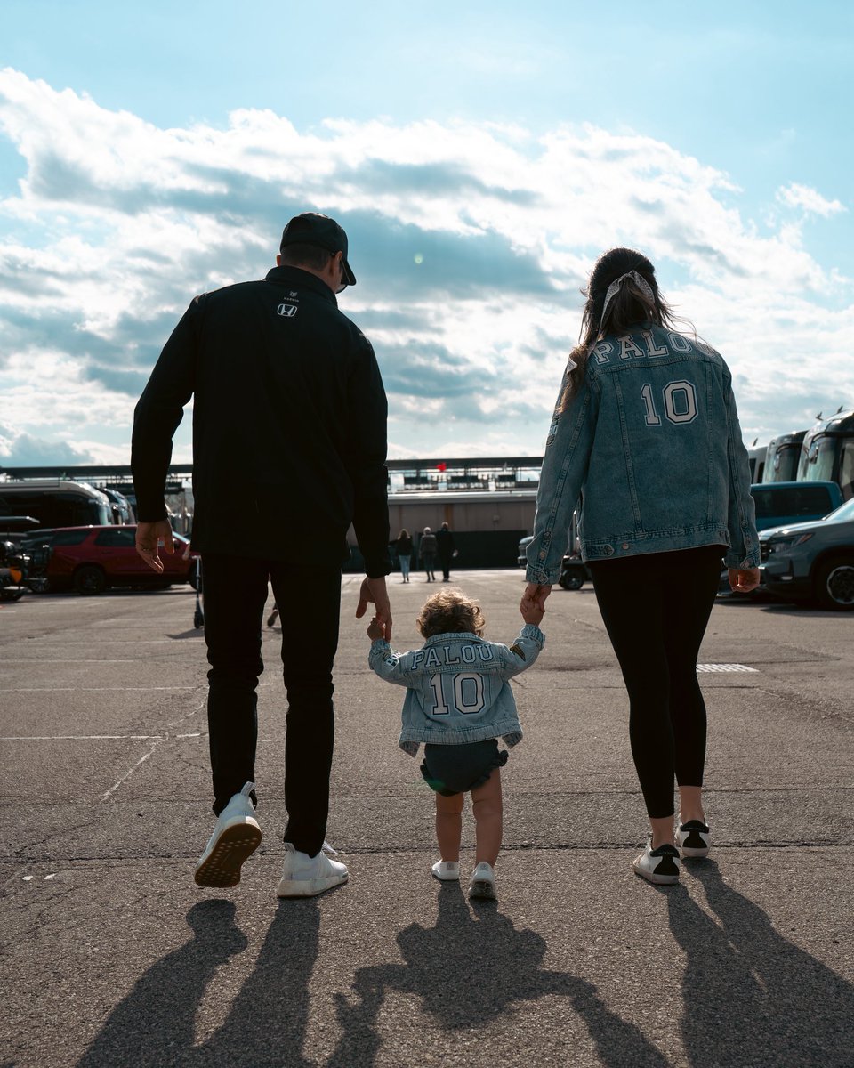 RACE DAY! 🦍

Starting P6 for the biggest race of the year with a really fast car and 500 miles to make it happen. LET’S GO!