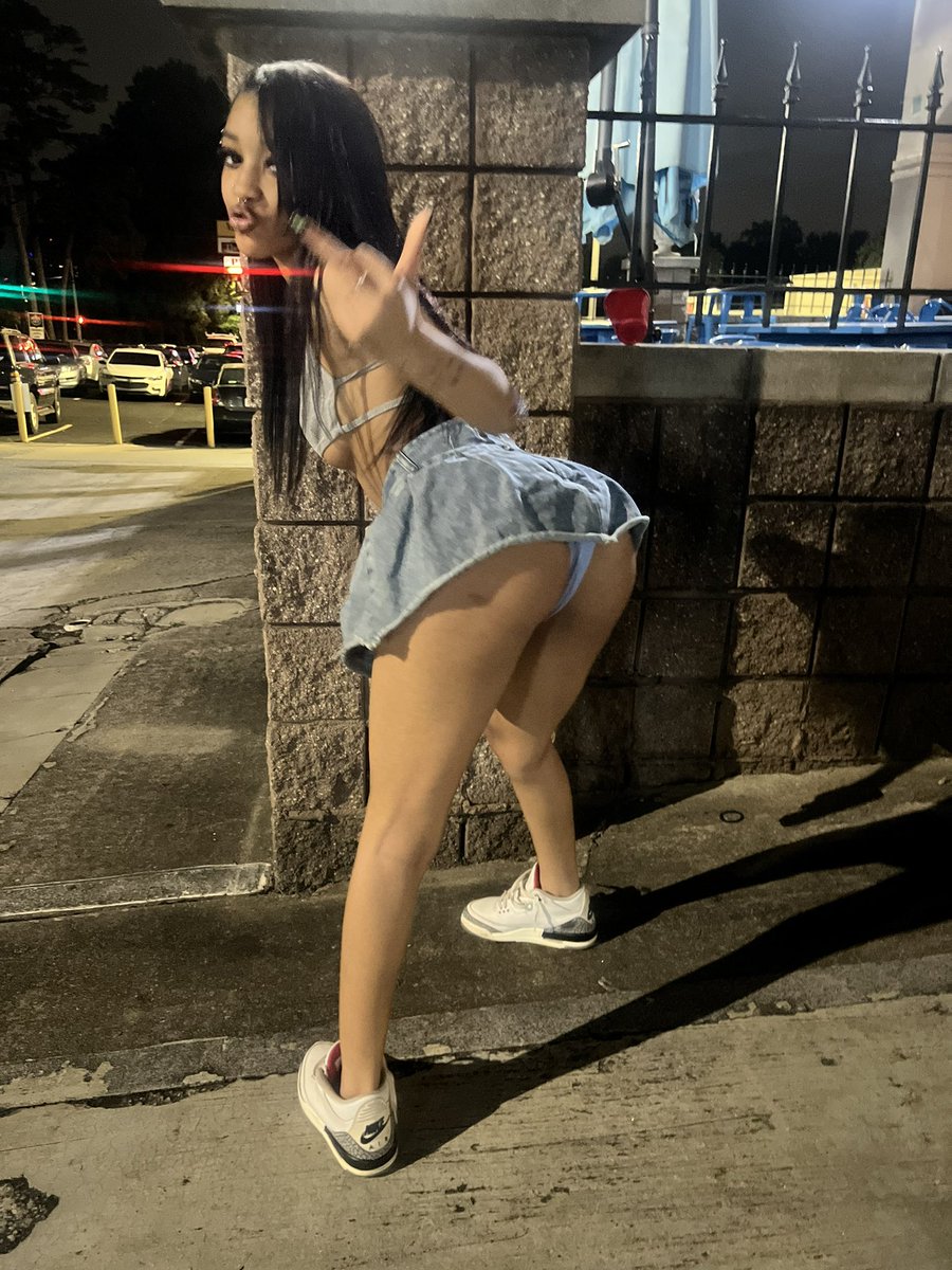 perc30naee's tweet photo. boy yk this ass super fattt https://t.co/pAV4uJ12BZ