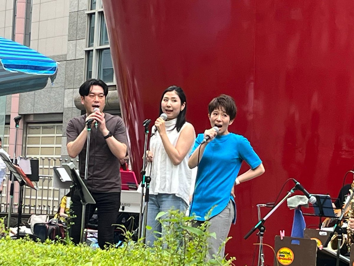 UJO_Jazz's tweet image. 【御礼】
朝の10時半と早い時間帯のステージでしたが、たくさんのお客様にご観覧いただき最高のステージ😆ありがとうございました!最後2曲の客席との一体感は忘れられません!!
#立川いったい音楽まつり
#立川いったい #立川
#名も無きジャズ楽団
#untitledjazzorchestra