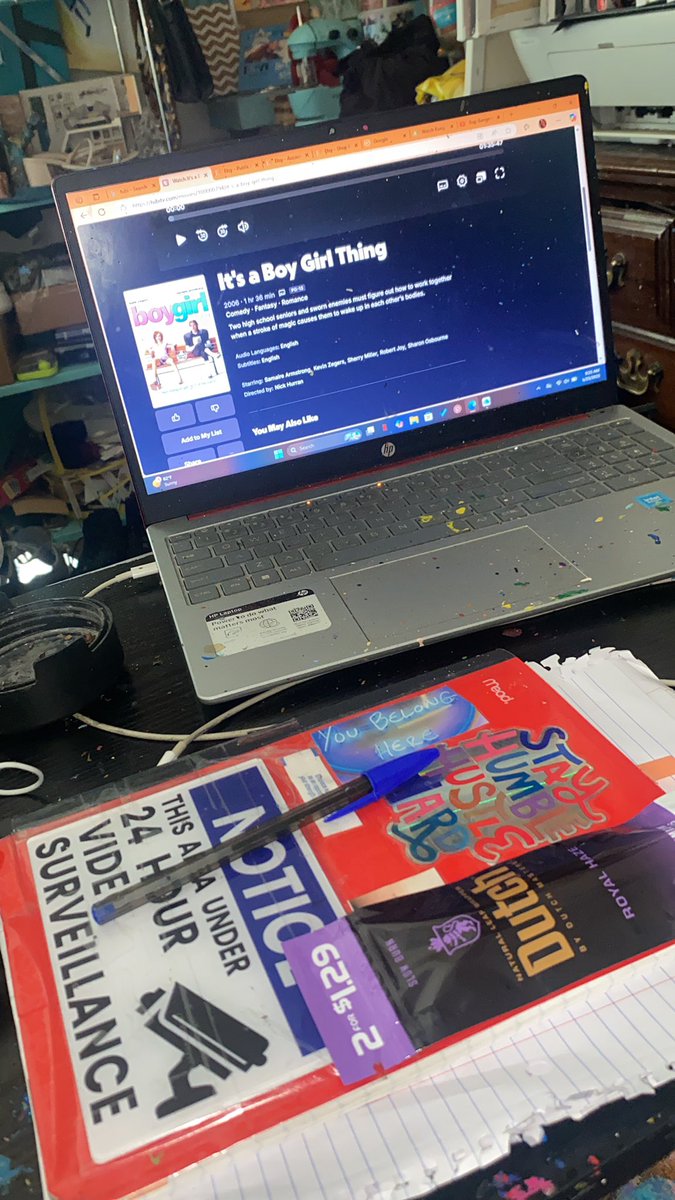 92sturdy's tweet photo. NOTES, chillax, watching it’s A boy Girl thing and 🍃 😘 I still ain’t roll up yet but ima bout to rn rn ! ANS push play on the movie Lovely Sunday morning. Jus coolan rn 😁👐🏽😌🤝🏽😘🦍 #sundayfunday #queen #goodmorning #relaxing #notes #transferring #deskwork https://t.co/mpylxOdXYL