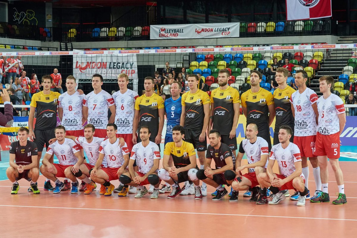 Andrzej Wrona, 2014 World Champion, ended his career on Friday during a special All-Star Match! 👏
We remember him from the London Legacy Cup 2015.

<a href="/Koprowski_Tomas/">Tomasz Koprowski</a>, now with IBB Polonia, worked with him at <a href="/_SkraBelchatow_/">PGE GiEK Skra Bełchatów</a> – and was part of those trophy-winning years 🏆