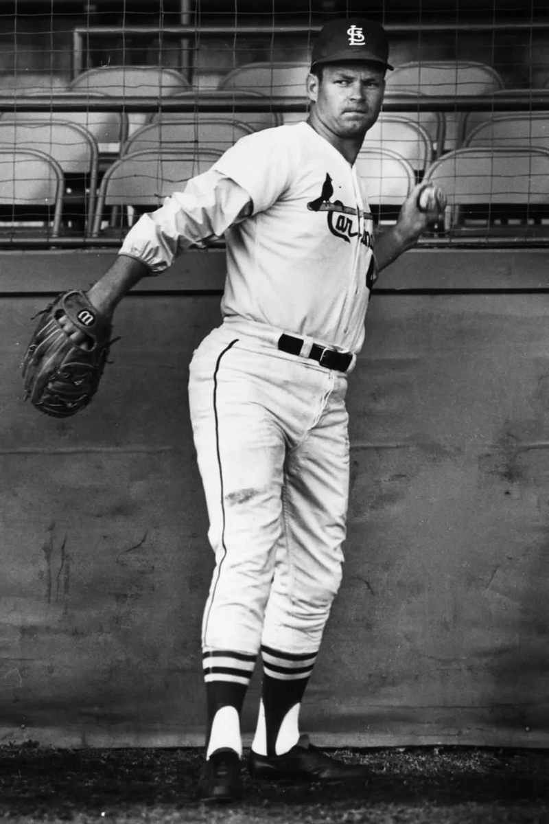 GatewayTailgate's tweet photo. This day in #STL sports history: June 1, 1968 @Cardinals  side-arming left-hander Joe Hoerner ties NL record for most consecutive strikeouts by a relief pitcher, fanning the final 6 batters to earn a 6-5 victory over the @Mets #STLCards #ForTheLou https://t.co/h10e8CZzx2