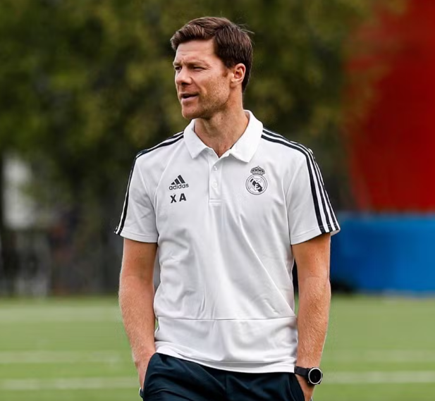 Real Madrid anuncia Xabi Alonso como seu novo treinador

ge.globo.com/futebol/futebo…

#FutebolInternacional #RealMadrid #XabiAlonso