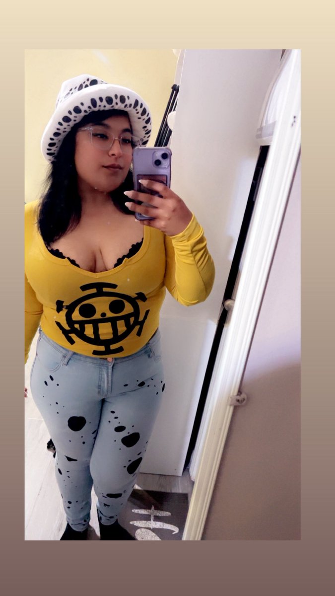 rios_kelsi's tweet photo. Dressed as Law from One Piece for last nights anime rave! 🤭🥰 #law #lawonepiece #onepiece #anime #onepieceanime #animerave #weeb #otaku #houston #houstontx #htx #htown #secretgroup https://t.co/5XuaeOnLDY