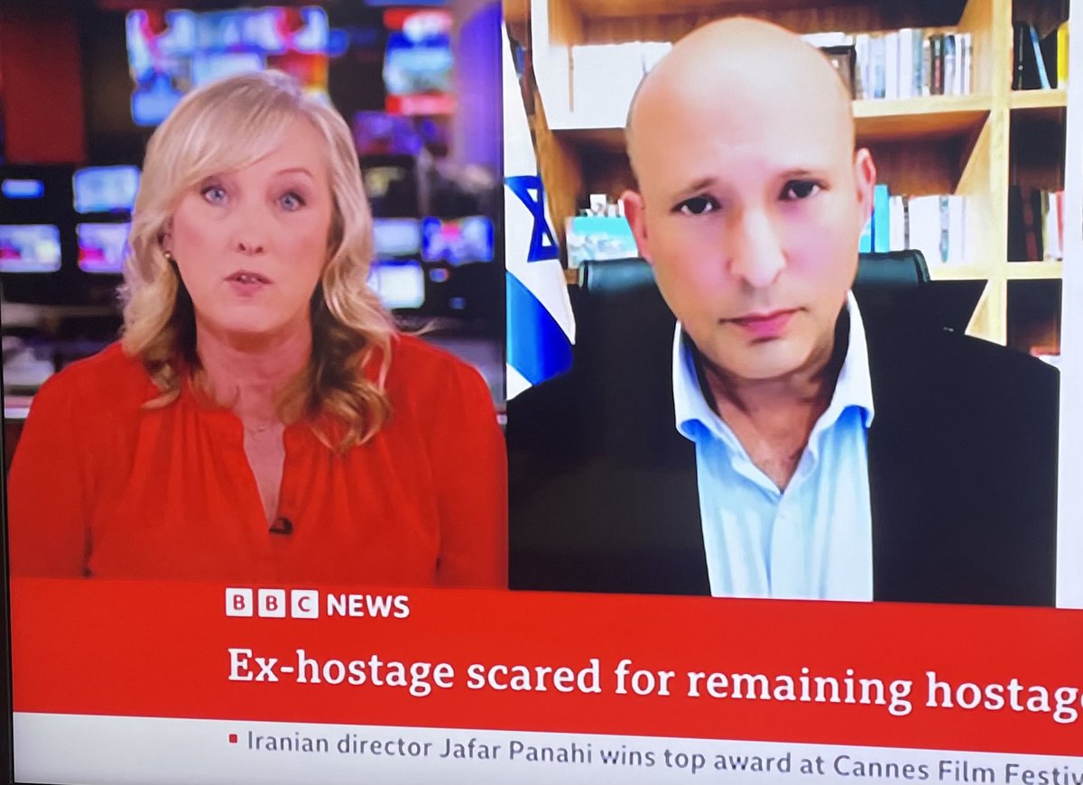 DrCarterp118's tweet image. Brilliant piece of tele-journalism just now by @MartineBBC on @BBC news at its best. @branwenjeffreys @janedreaper @AliJaneMoore @RoyLilley @libdemdaisy @RosieDuffield1@NursingTimes more of this please