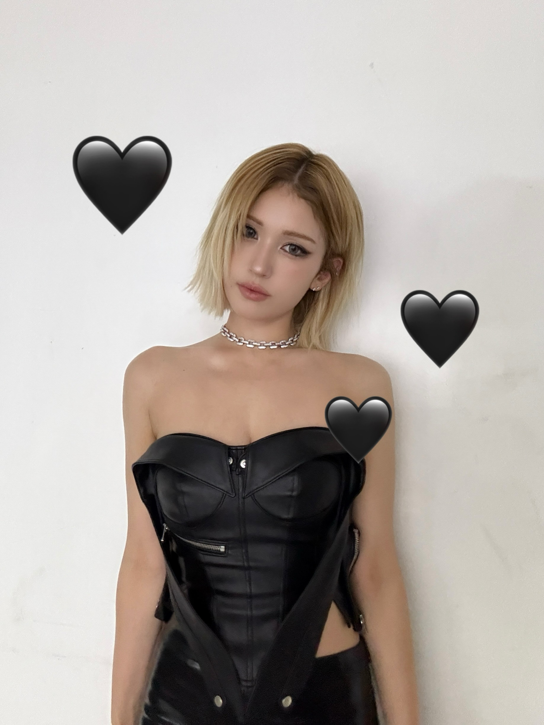 GrzG2vDWYAAOvMf?format=jpg&name=4096x4096