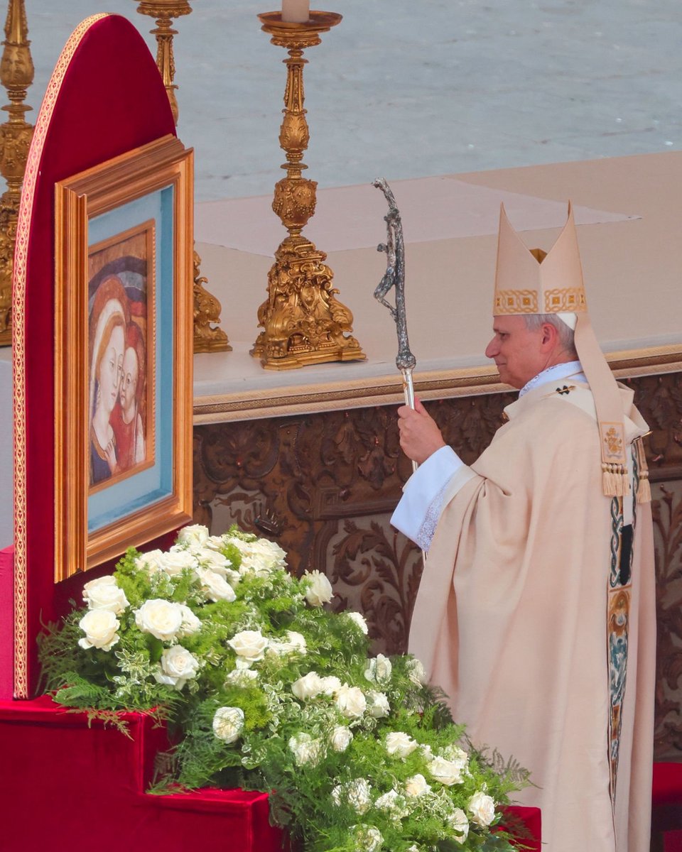 Pope Leo XIV honors the Virgin Mary