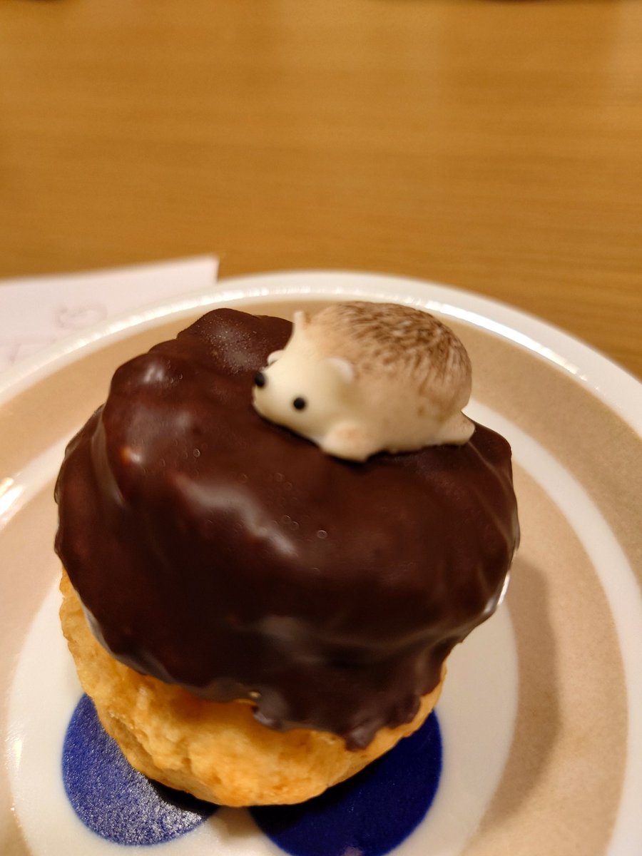 ハリネズミさんの可愛いスコーンを発見！　かわいすぎるやろ！