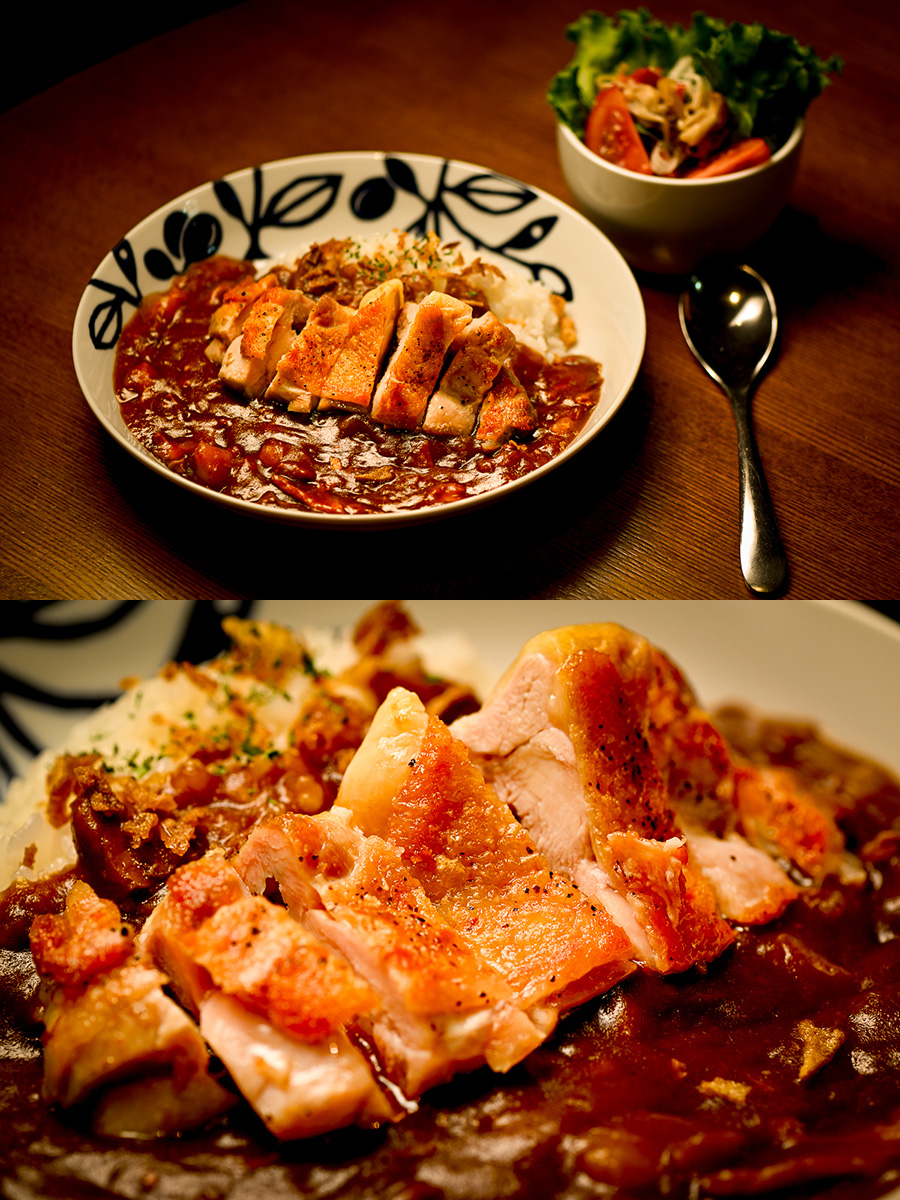 ダブルチキンカレー

鶏ももの半分は圧力鍋で煮溶かしたパターン😆
残った肉をパリッパリに焼いてのっけたよ
ごはんの上にはフライドオニオンとパセリ
いろんな食感と甘味と辛味でウマウマ😋

#おうちごはん #よるごはん #沖縄