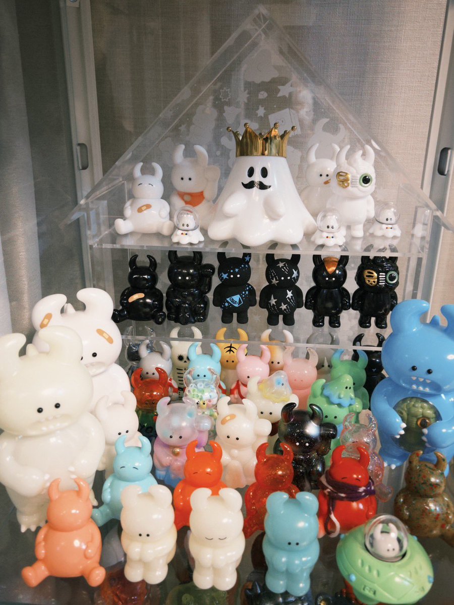Shawna (@_shawna_l) on Twitter photo 一番嬉しかったのは、Uamouの小さなおうち型の棚を買えたこと!
みんなにおうちができて、中に立てるようになったよ🤍
<a href="/Ayamou/">Ayako Takagi - UAMOU 作者</a>
<a href="/STUDIO_UAMOU/">STUDIO UAMOU</a>
#uamou
#ウアモウ
#2k540 一番嬉しかったのは、Uamouの小さなおうち型の棚を買えたこと!
みんなにおうちができて、中に立てるようになったよ🤍
<a href="/Ayamou/">Ayako Takagi - UAMOU 作者</a>
<a href="/STUDIO_UAMOU/">STUDIO UAMOU</a>
#uamou
#ウアモウ
#2k540