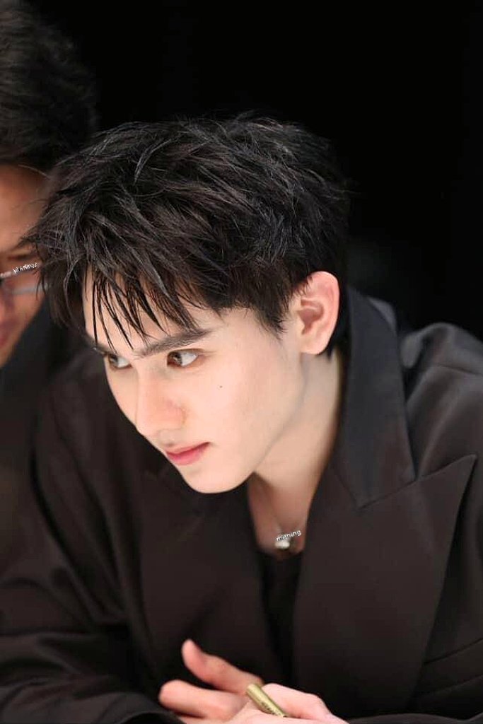 ไหนคนหล่อ คนสวยชัดๆๆ  น่ารักก
<a href="/kasibook/">กษิบ๊อง (ปลูกผลเขือเทศ)</a> #kasibook
(ขอบคุณของฝากจากjapan  cr: ลูกสะใภ้สุดที่รัก)

FORCEBOOK FANSIGN IN JAPAN
#PERFECT10LINERSFSinJAPANR2