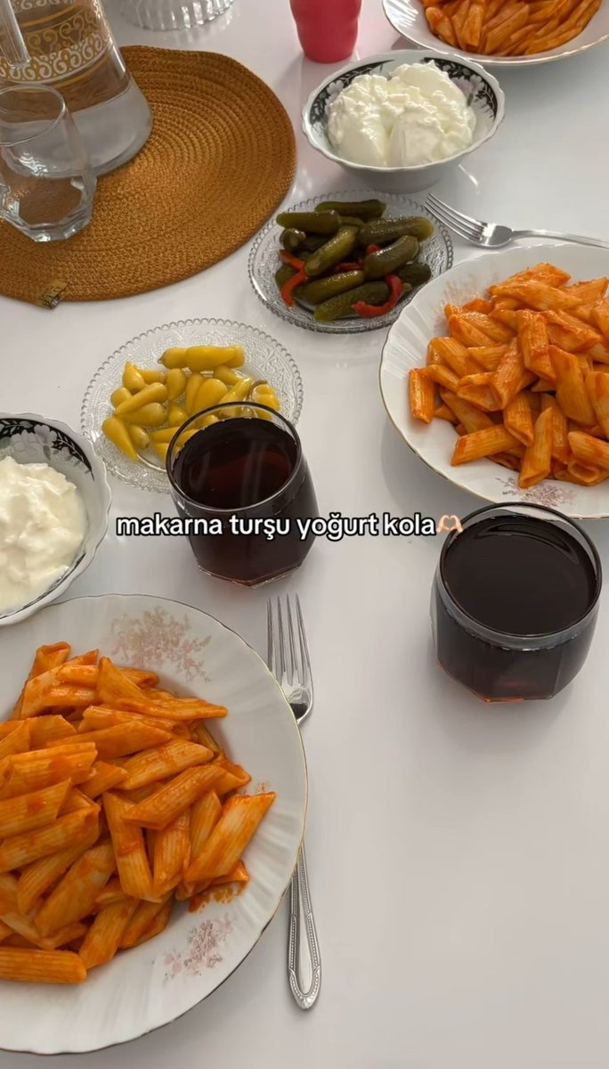 K (@kdrtnrvrdii) on Twitter photo 