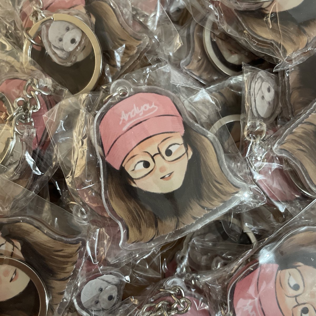 chapperxi's tweet photo. special thanks to ﾟ･☆

sticker text &amp; preview : #mucms
sticker die cut : #รีวิวhyeprint 
keychain : #madebykunsai https://t.co/3LG3qWb3HJ