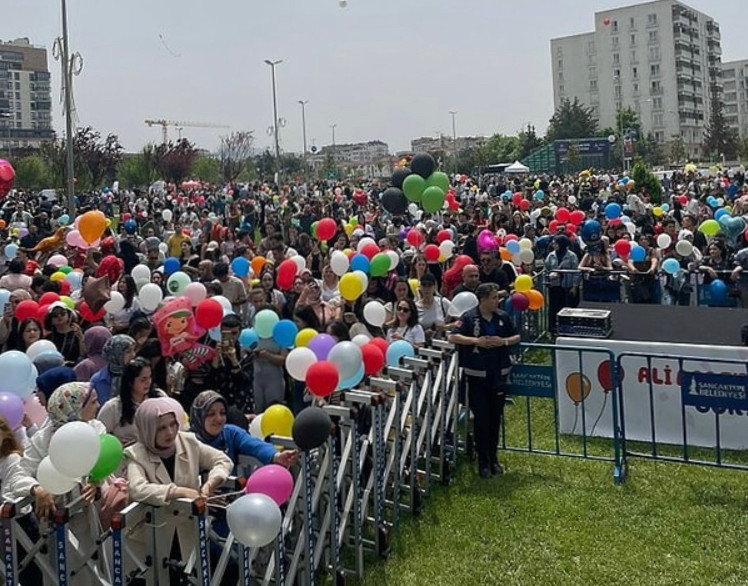 Chanting for a true hero...Ali Asaf