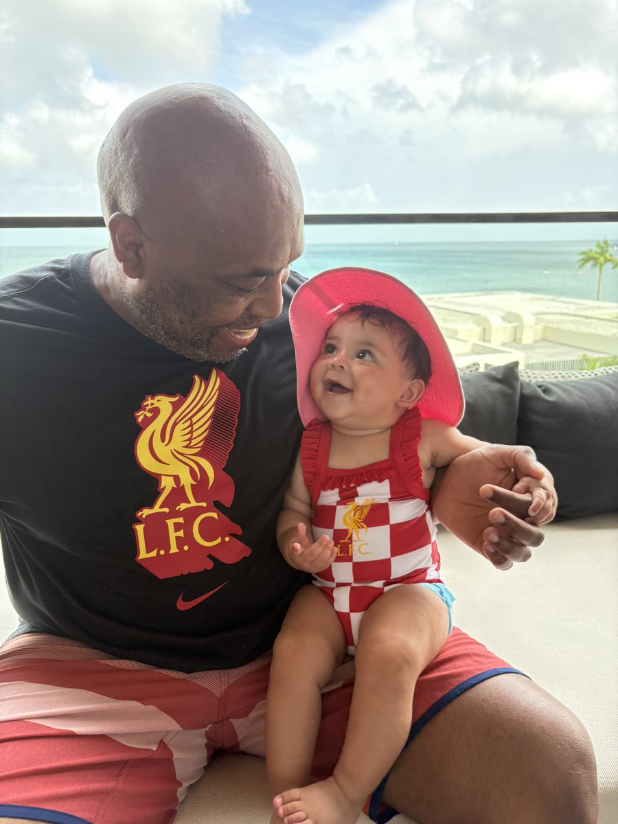 Dionesius's tweet photo. Championship Sunday! Here we go! #LiverpoolFC #PremierLeague #champions #YNWA #MyPLMorning https://t.co/WLTcpDYngC