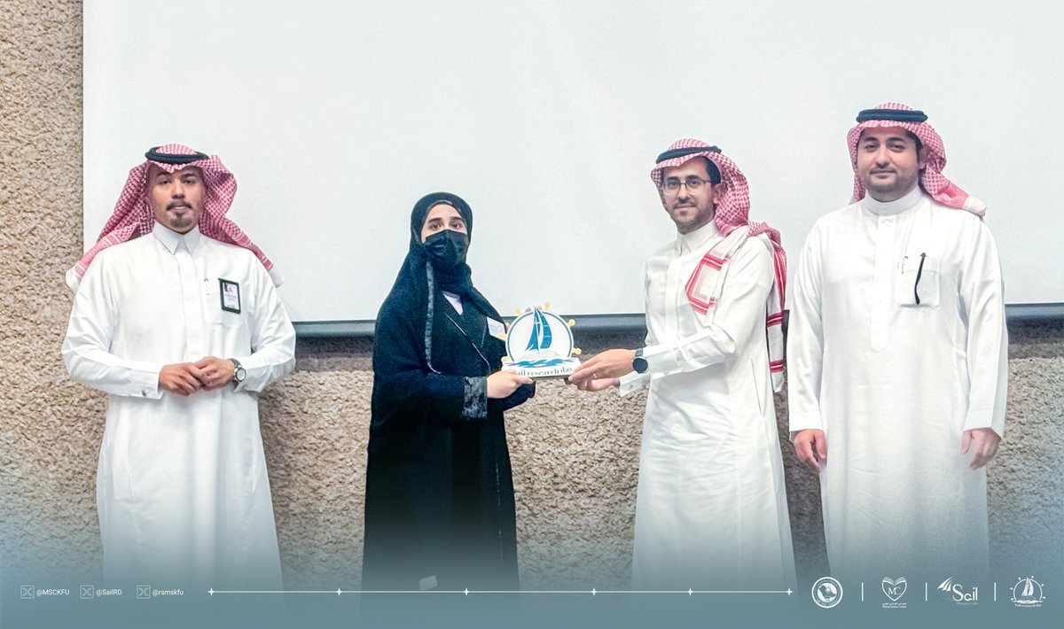بعد منافسات ثرية ومعايير دقيقة، يسرنا الإعلان عن الفائزين في مسابقات يوم البحث العلمي، تقديراً لما قدموه من جودة وإبداع.

الفائز بالمركز الثاني في منافسة الملصقات البحثية: نبراس الخميس

نبارك لهم هذا التميّز، ونتطلّع لمزيدٍ من العطاء والإنجاز 🥇✨

#SailResearchDay