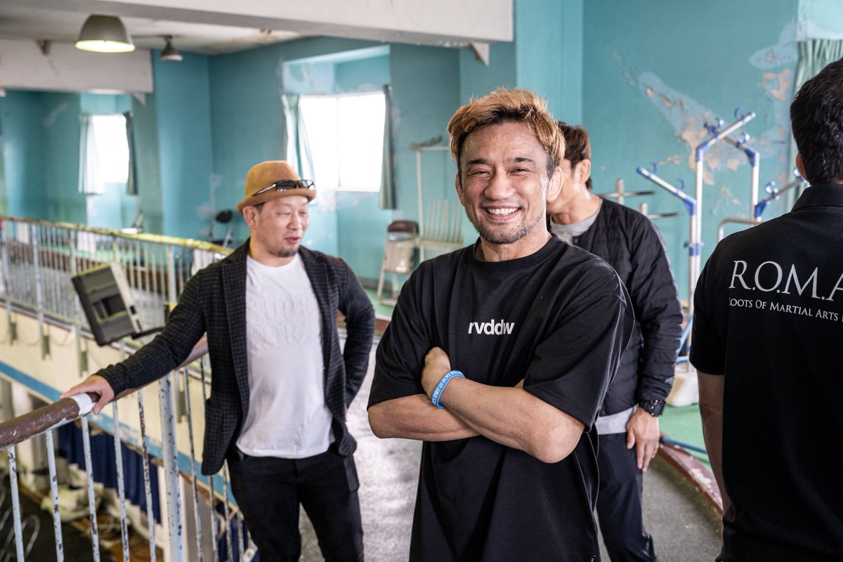 romancombat's tweet photo. Behind the scenes of ROMAN2.
ローマン2の舞台裏
#勝村周一朗 Shuichiro Katsumura
#戸井田克也 Katsuya Toida
Photo©️Akiko Sekiguchi
#ROMAN格闘技 #roman2
#rootsofmartialartsnetwork https://t.co/73kGXa6KzI
