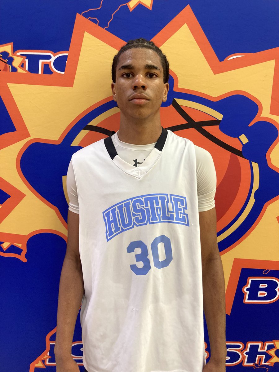 #BIGSHOTS #NCMEMORIAL
17U SLAM

Team Trezz Baker 77
Davieon Richardson 15

Knightdale Hustle 68
Kaden Drumgo 23