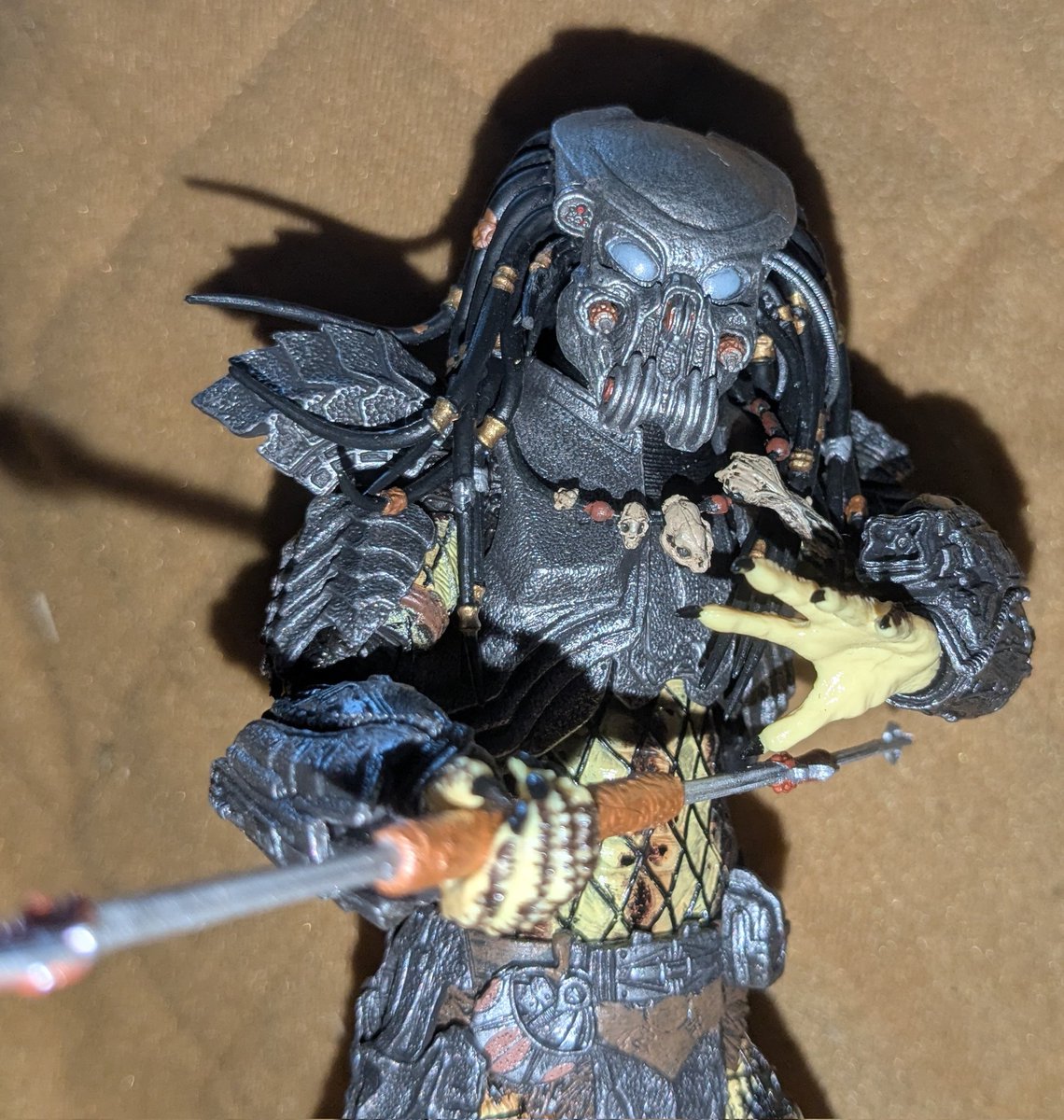 xiaochuanx41856's tweet image. #NECA
#nece
#プレデター
#Predator

ケルティックプレデター

グリッドとのバトルシーン見返しましたがあの超回避＆パワーゴリ押しスタイル良いなぁ…！！

ロングスピア付属はやはり良い！
ポージングの幅が格段に広がる！
でもうっかり破損させないようにするから神経はすり減る