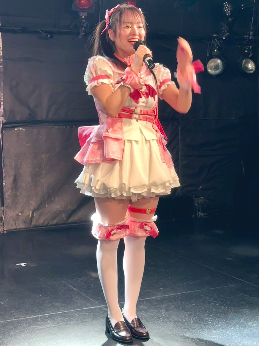 ryup_1019's tweet photo. 2025.5.25 秋葉原 #GOODMAN
#Artispark vol.204

超絶かわいい
魔法少女らぶたんに
心奪われっぱなしでした😇

今回も
スノハレ❄️が聴けてハッピー😆

来週はいよいよリリイベライブ👍
ALT

本日のセトリ
うしろゆびさされ組
DISCOTHEQUE
Snow Halation

#道又愛 さん(@_ai_michimata) https://t.co/bg417Nxy2i