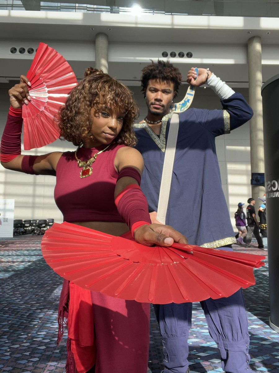 faithdlife's tweet photo. Suki + Sokka Momocon Day 3 🪭🪃 https://t.co/D39pTDBCxa