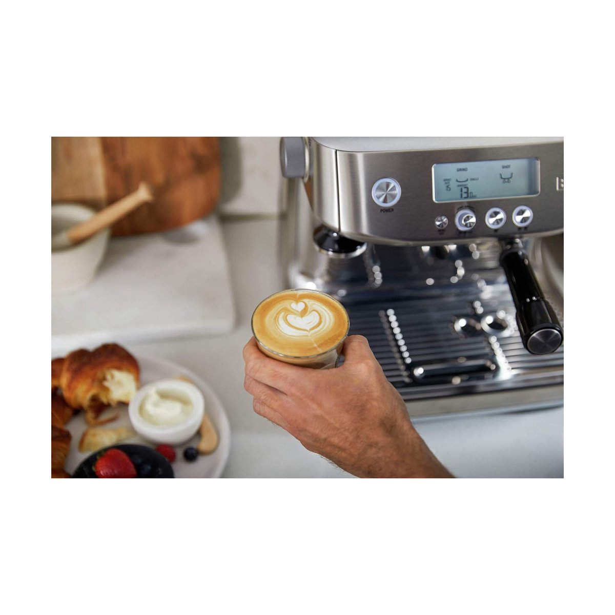 TopKitchensdeal's tweet image. Upgrade your coffee game! ✨
 Get the Breville Barista Pro espresso machine (BES878BSS) for 29% off!
Offer ends June 1st.
Don&apos;t miss out! #EspressoMachine #CoffeeLover
Snag this deal: a.delikitchen.one/n491br 🔥