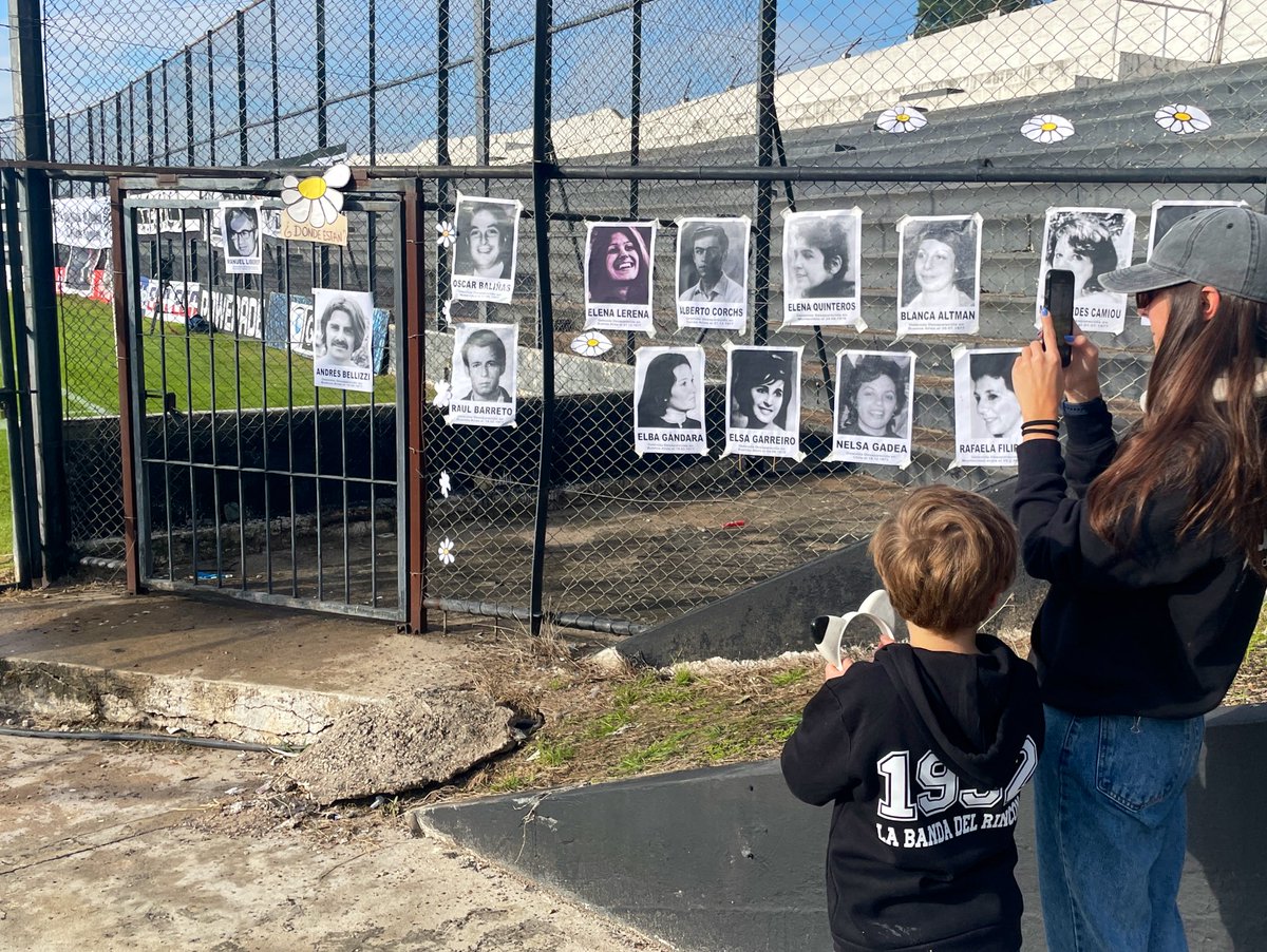 DFCyResistencia's tweet photo. Y llenamos Jardines de margaritas.
Que nos digan ¿𝐃ó𝐧𝐝𝐞 𝐞𝐬𝐭á𝐧?

#TodosSomosFamiliares
#DanubianosConMemoria https://t.co/Rac5EZwNYp