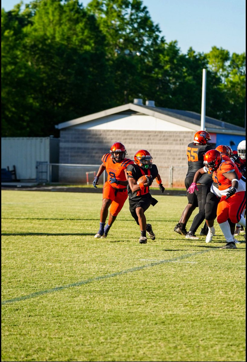 Senior season !!! 
<a href="/JCCougarsFB/">Julius L Chambers Cougars FB</a> <a href="/captain_41/">Captain Munnerlyn</a> <a href="/Therealcoachaj/">Adrian “Coach AJ” Hurst</a>
