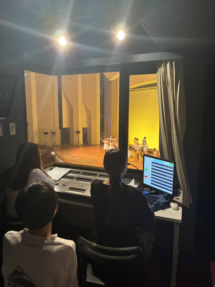 本日はチャリティダンスイベントがありました！！1年生も活躍してくれました🥳🥳
しばらく大講堂でのAVLの活動は無くなりますがまだまだ新入部員募集中ですので質問箱DM待ってます✨✨