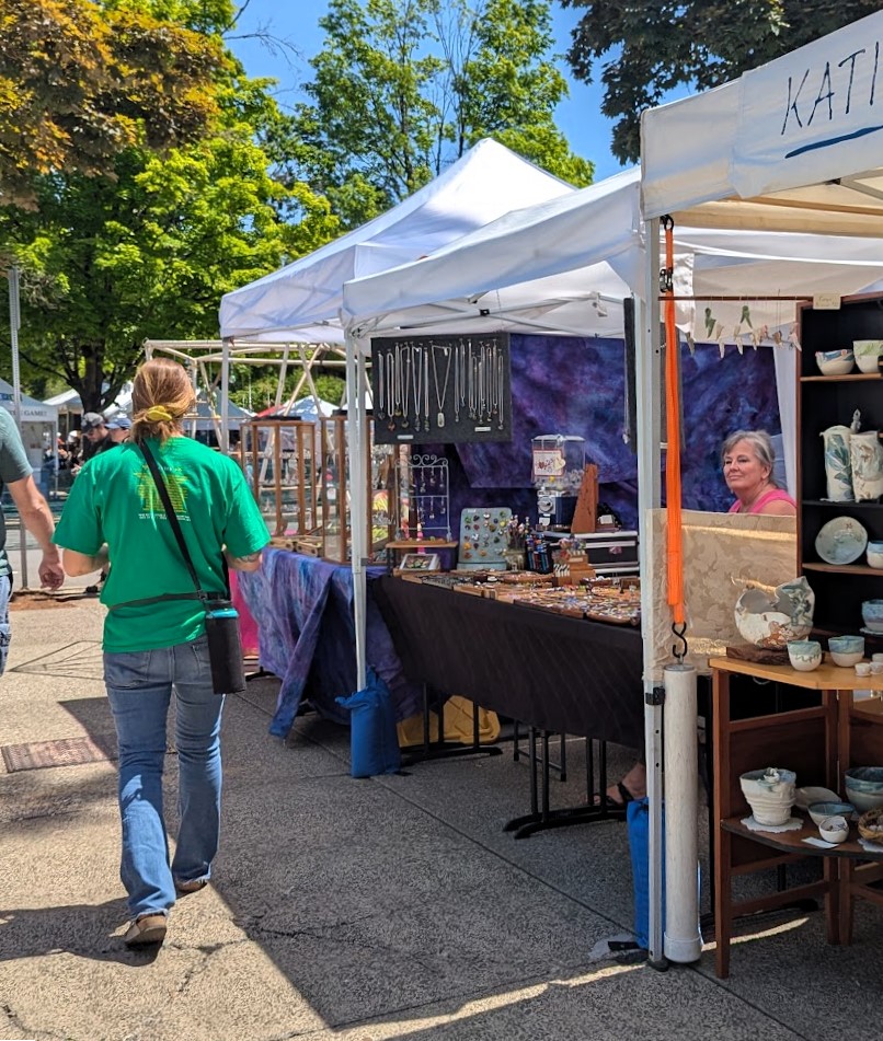 Latest post from SW Oregon Architect Emeritus: Do Androids Dream of the Saturday Market? So long as #architecture seeks to embody values &amp; tell stories, human architects will remain essential as custodians of meaning and advocates for community. #AI sworegonarchitect.blogspot.com/2025/05/do-and…
