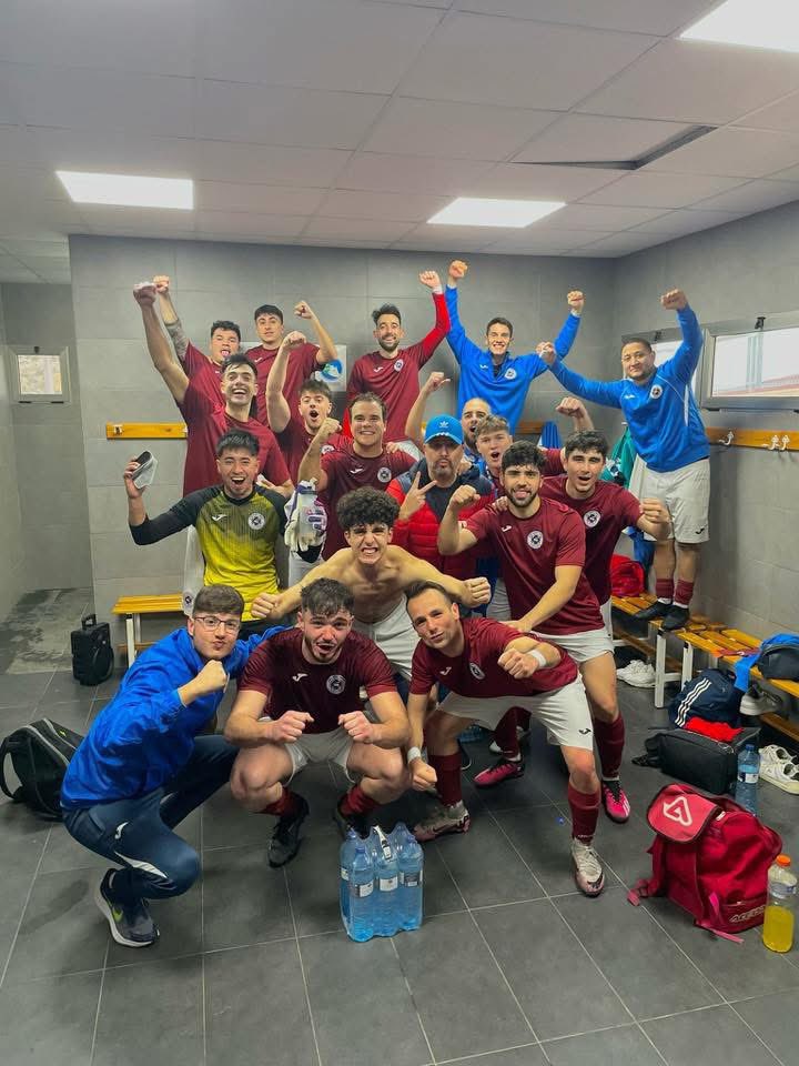 “El futuro pertenece al que no deja de soñar, incluso cuando el camino se nubla” ⏳⚽️🔜