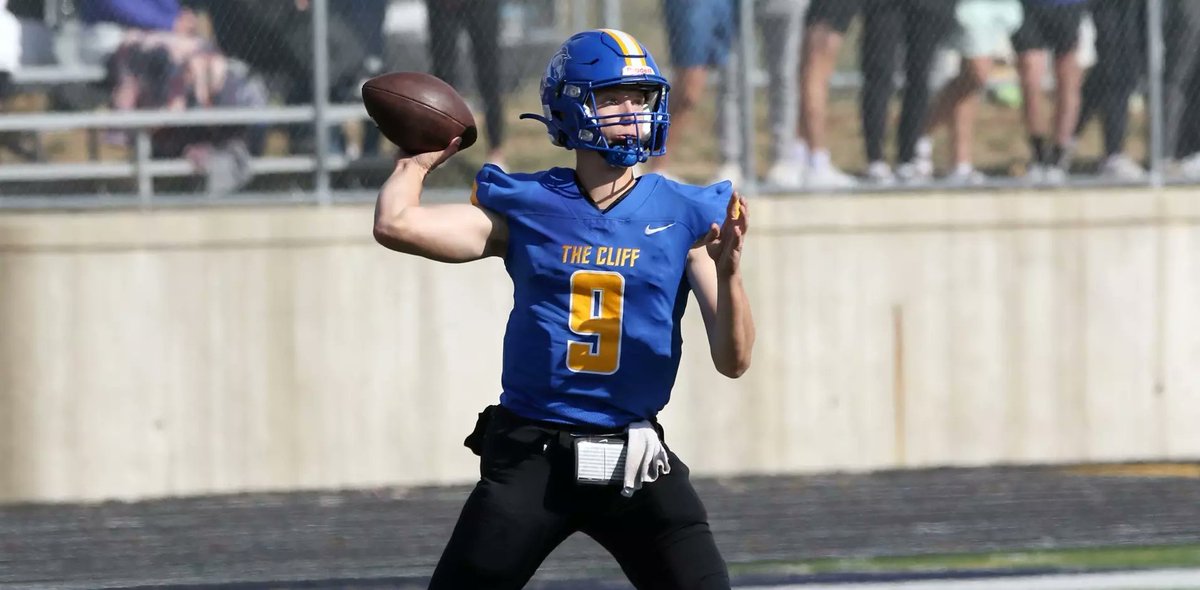 Hawkeye Uniforms tweet media